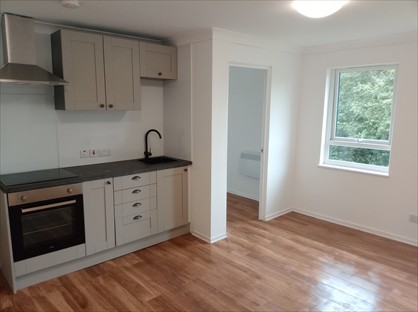1 Bed Flat, Radbook, SY3