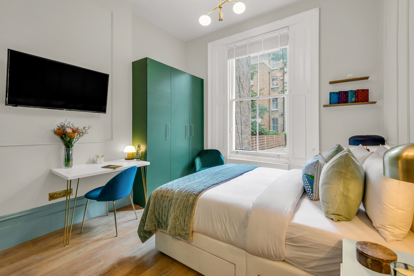 Studio Flat, Eardley Crescent, SW5