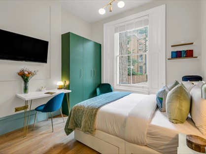 Studio Flat, Eardley Crescent, SW5