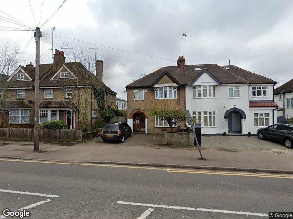 Borehamwood - Studio Flat, Furzehill Road, WD6 - To Rent Now for £950. ...