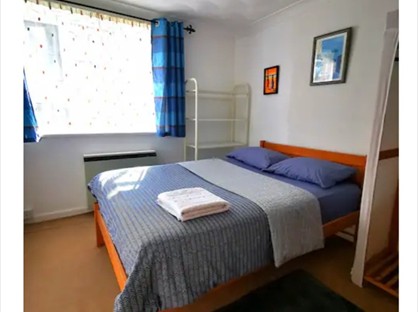 Room in a Shared Flat, Gatestone Court. Central Hill, SE19