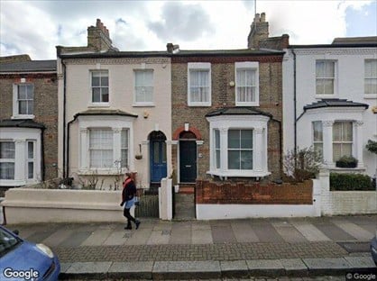 2 Bed Flat, Gowrie Road, SW11