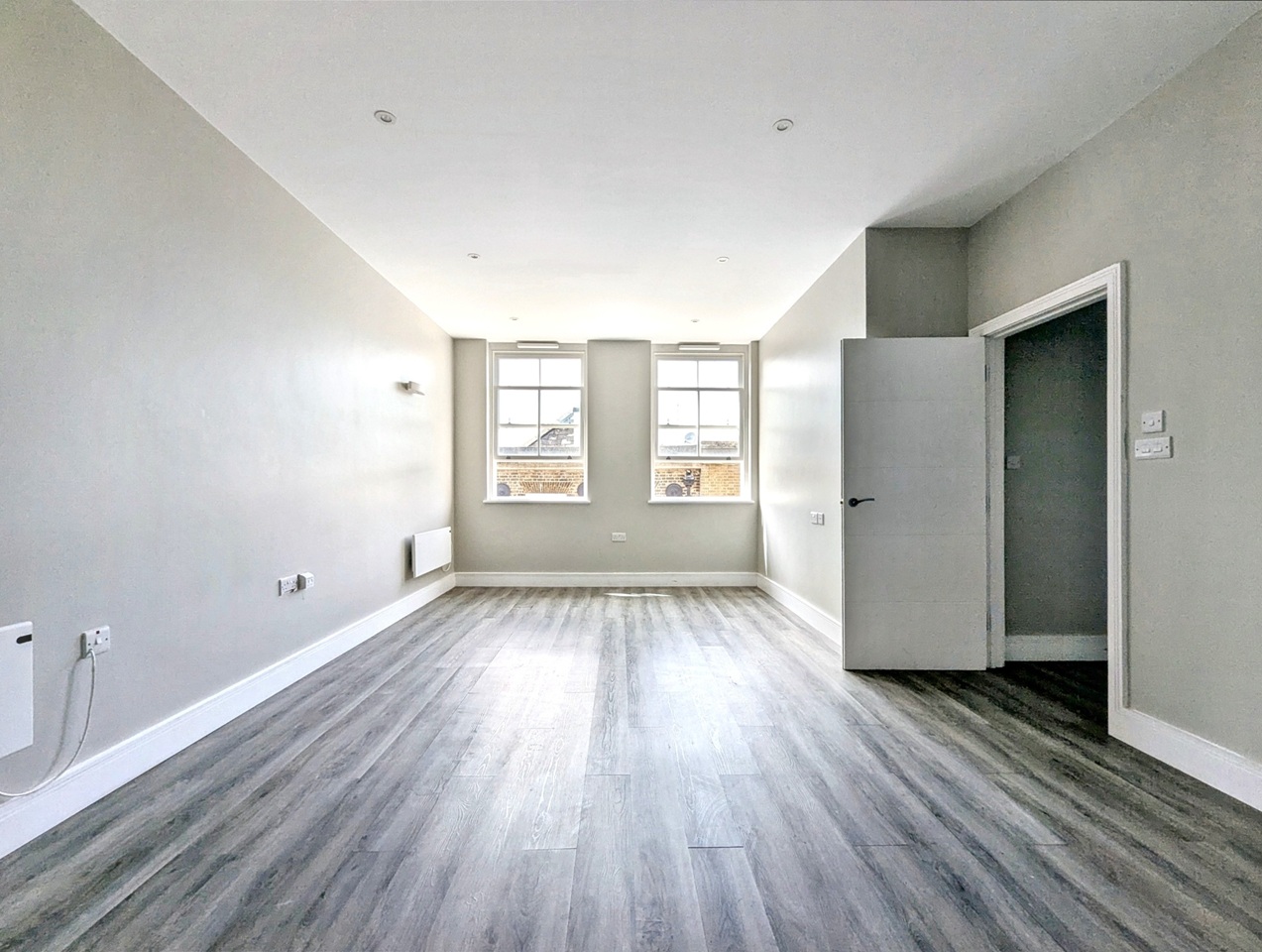 Gravesend - 2 Bed Flat, Kingsbridge Court, DA11 - To Rent Now for £ ...
