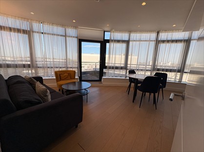 1 Bed Flat, Reynard Way, TW8