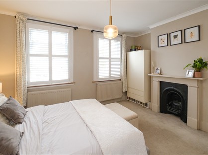 3 Bed Terraced House, Charnwood Road, SE25