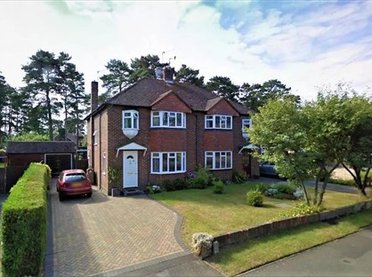 3 Bed Semi-Detached House, Greenways, GU52