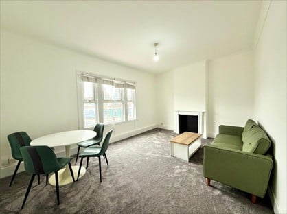 1 Bed Flat, Fairfield Street, SW18