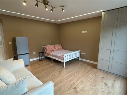 Studio Flat, Hurstfield Crescent, UB4