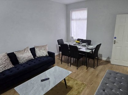 4 Bed Semi-Detached House, Woodland Road, M18