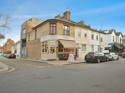 2 Bed Terraced House, Crisp Road, W6