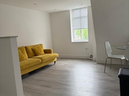 1 Bed Flat, Castle Street, RG1