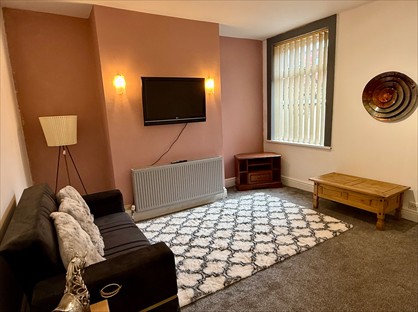 Room in a Shared House, Kirkman Avenue, M30