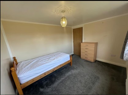 Room in a Shared House, Overstone Road, LU4