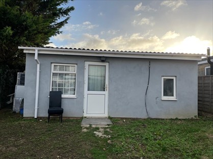 Studio Flat, Mayne Avenue, LU4