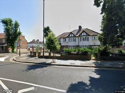 4 Bed Semi-Detached House, Ruislip Road East, W13