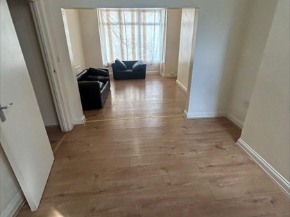 Room in a Shared House, Beulah Road, CR7