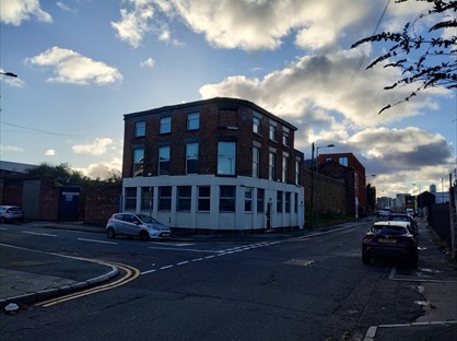 Room in a Shared House, Richmond Row, L3