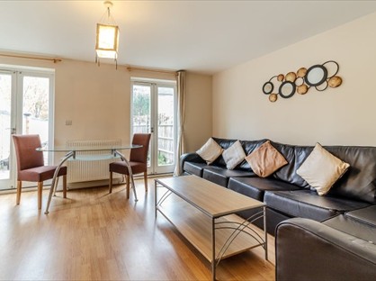 Room in a Shared House, Hemsley Road, WD4