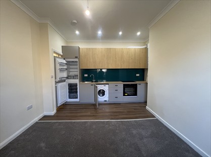 2 Bed Terraced House, Dirkhill Road, BD7