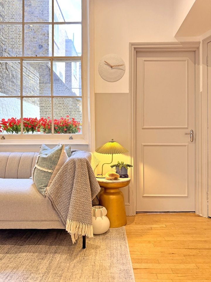 2 Bed Flat, Gloucester Street, SW1V photo 4