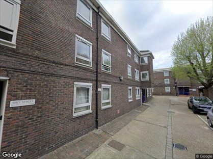 3 Bed Flat, Spey Street, E14