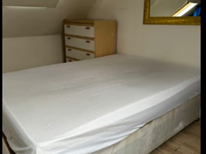 Room in a Shared House, Eveline Road Mitcham Surrey, CR4