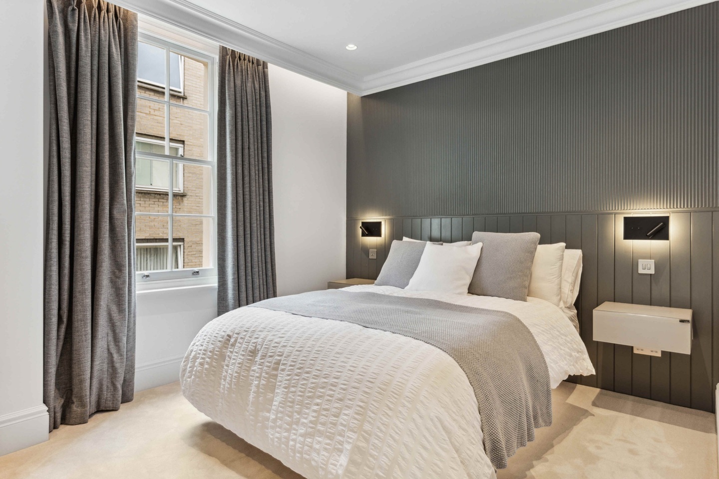 1 Bed Flat, Clarges St, W1J, N1 7GU photo 3