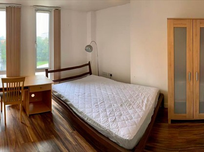Room in a Shared Flat, Trinity Court, M15