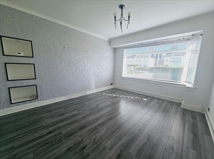 5 Bed Semi-Detached House, Penilee Road, PA1