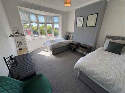 2 Bed Flat, Carr Hill Road, NE9