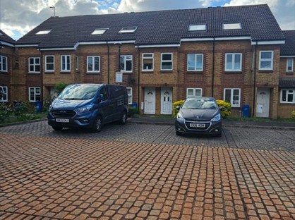 1 Bed Flat, Abingdon Close, SE1