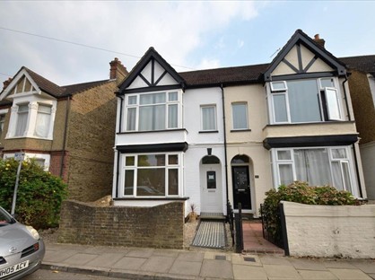 5 Bed Semi-Detached House, St. Stephens Road, UB7