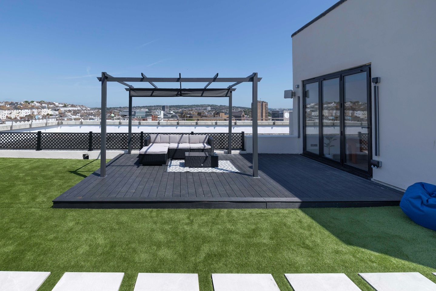 Additional image 7 of 2 Bed Penthouse, Tower Point, BN1, N1 7GU