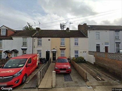 2 Bed Terraced House, Theodore Place, ME7
