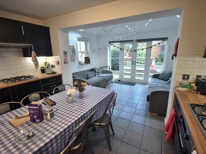 5 Bed Semi-Detached House, Granby Gardens, RG1