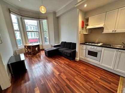 2 Bed Flat, Bc Shepherds Bush Road, W6