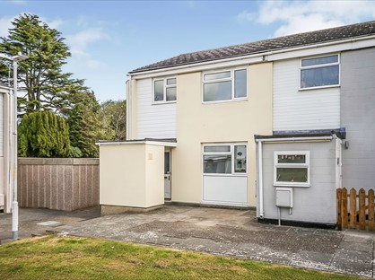 3 Bed Semi-Detached House, Windermere, ME13