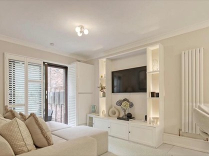 1 Bed Flat, Theydon Gate, CM16