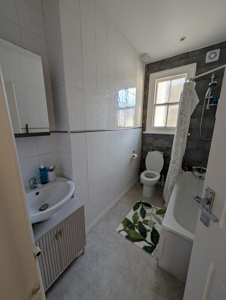 Additional image 8 of 2 Bed Flat, Wilbury Gardens, BN3, N1 7GU