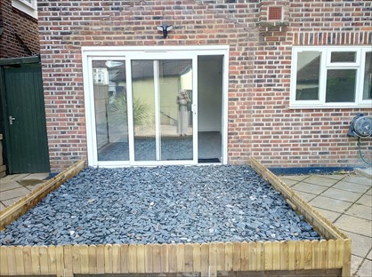 2 Bed Flat, Portsmouth Road, KT7