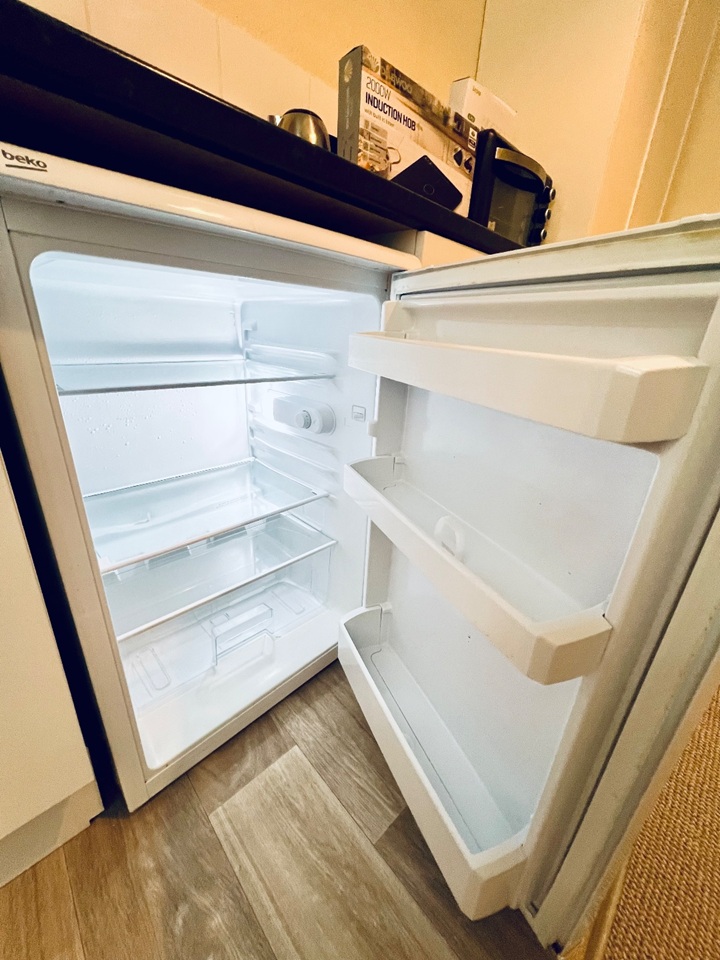 Additional image 4 of Studio Flat, Denbigh St, SW1V, N1 7GU