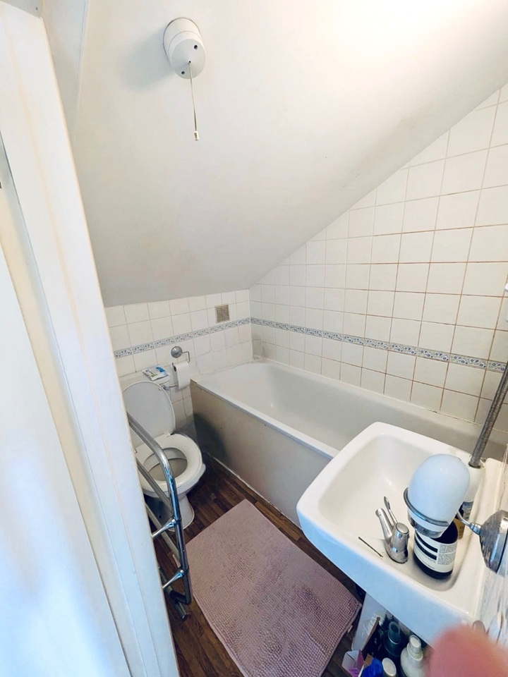 Additional image 10 of Studio Flat, Denbigh St, SW1V, N1 7GU