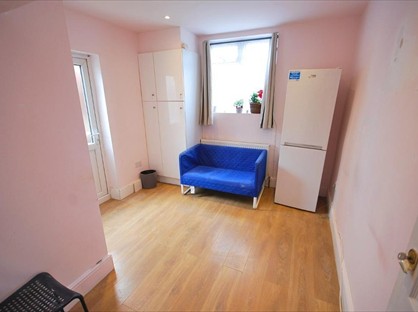 2 Bed Flat, Bridgewater Road, HA0