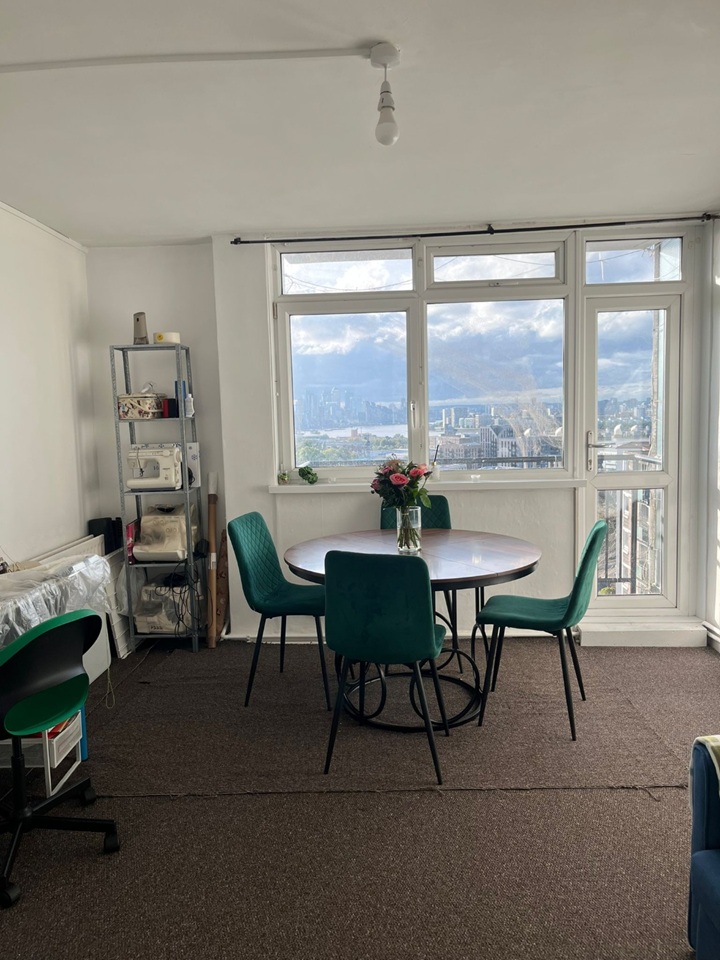 2 Bed Flat, London, SE18