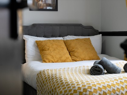 2 Bed Flat, Waverley Grove, PO4