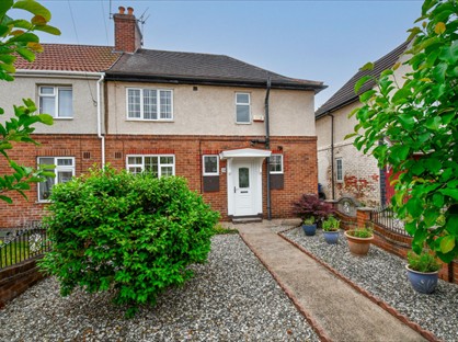 3 Bed Semi-Detached House, Essex Avenue, DN2