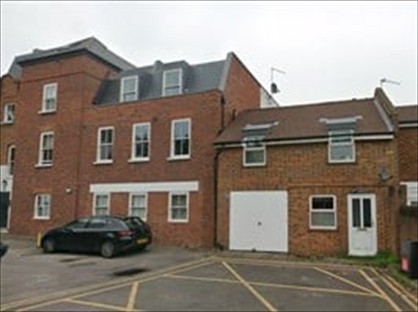 1 Bed Flat, Weybourne House, KT16
