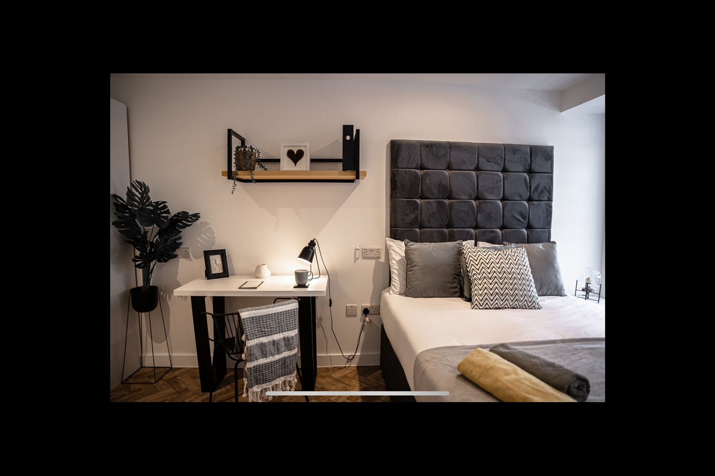 Studio Flat, Bridge Street West, B19 photo 2