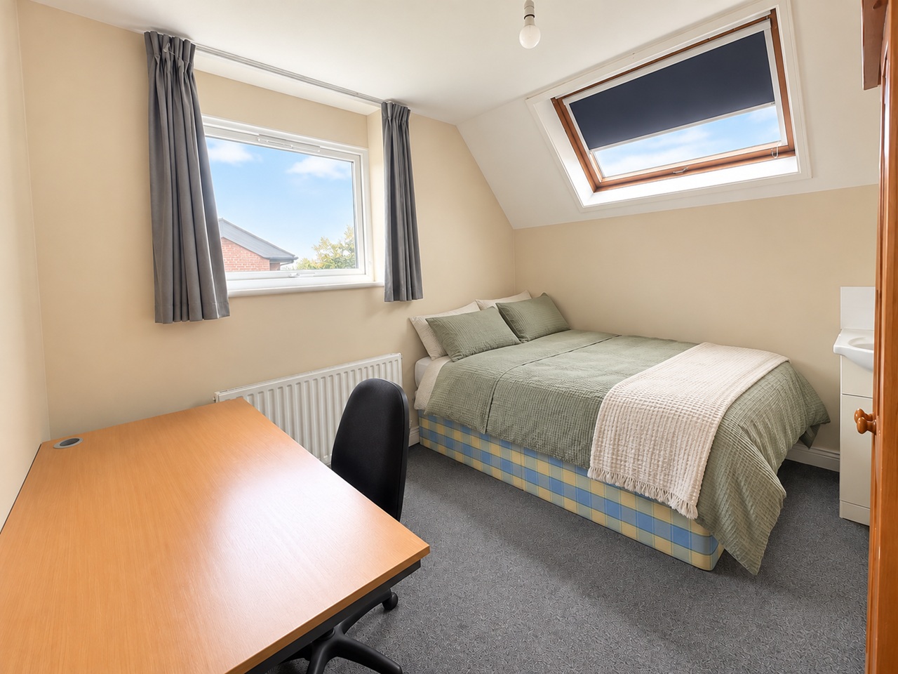 Bristol - 4 Bed Maisonette, Stokes Croft, BS1 - To Rent Now for £3,160. ...