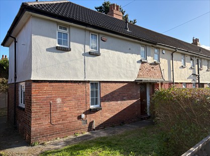 2 Bed End Terrace, Wykebeck Mount, LS9
